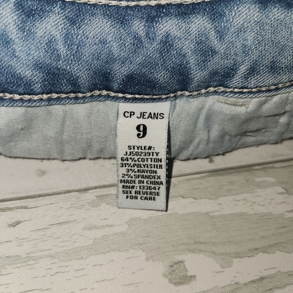 Cp Jeans Denim Skirt Crochet Light Wash Lace Size 9 Short Mini Distressed EUC - Picture 11 of 11